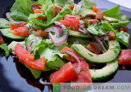 Salat mit Forelle - die besten Rezepte. Wie man richtig und lecker gegarten Salat mit Forellen macht.