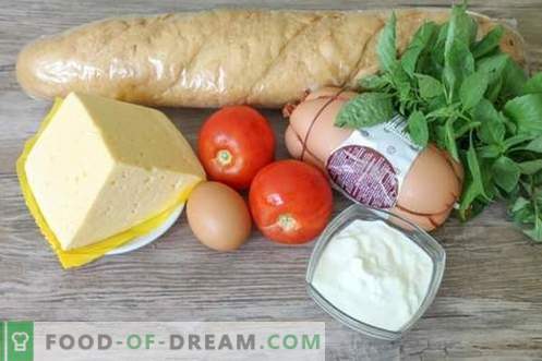 Snack Pie avec pain, fromage et saucisse 