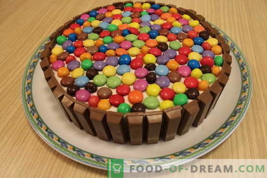 Подготвяме тортата у дома за нашия рожден ден (снимка)! Рецепти за различни домашно приготвени торти с снимки
