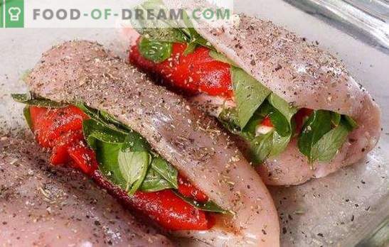 Пилешки гърди с домати: проба от вкусна диетична храна! Възможности за приготвяне на пилешки гърди с домати