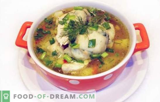 Пилешка супа с кнедли - ястие от детството! Авторски рецепти за приготвяне на пилешки супи с кнедли от грис или брашно