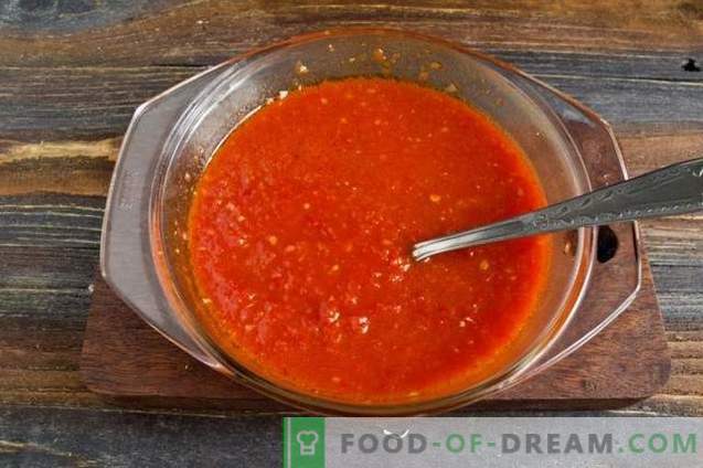 Домашно приготвено кетчуп от домати Чили