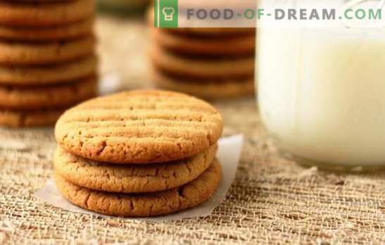 Рецепти за млечни бисквити за домашно приготвен чай. Мед, шоколад, ядки и много други рецепти за бисквити с мляко