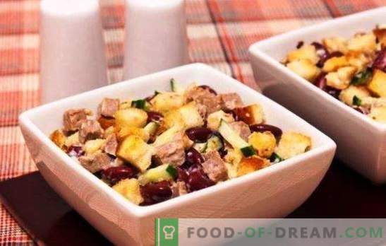 Салати с боб и сирене - подхранващи и питателни! Рецепти за ежедневни и празнични салати с боб и сирене
