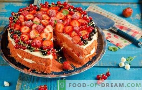 Не се отказвайте от удоволствието - пригответе гъбена торта с ягоди! Обикновено рецепти за гъба торта с ягоди за чай и кафе