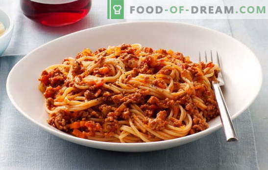 Спагети с кайма и спагети с кайма и доматено пюре - любимо! Най-добрите рецепти за спагети с мляно месо: не е възможно да се премине от